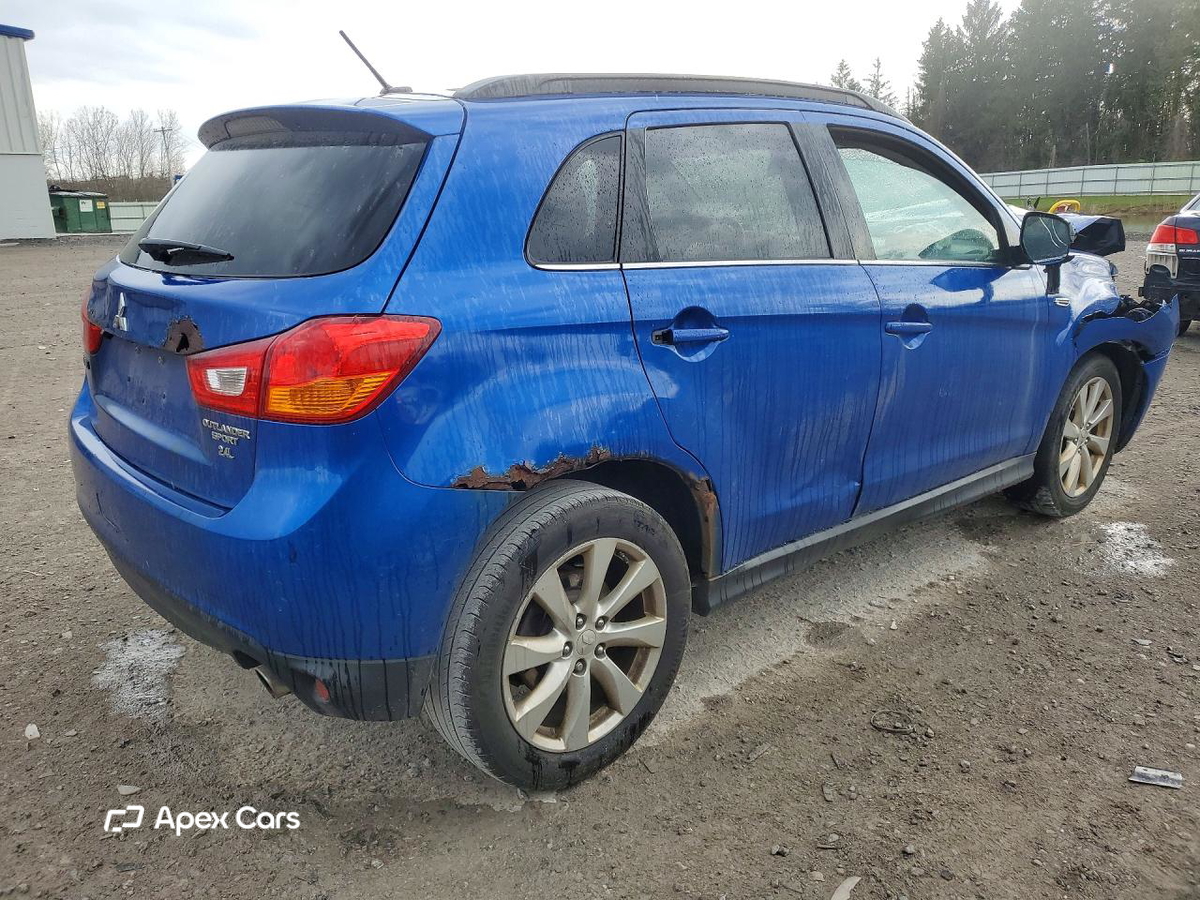 Mitsubishi Outlander 2015