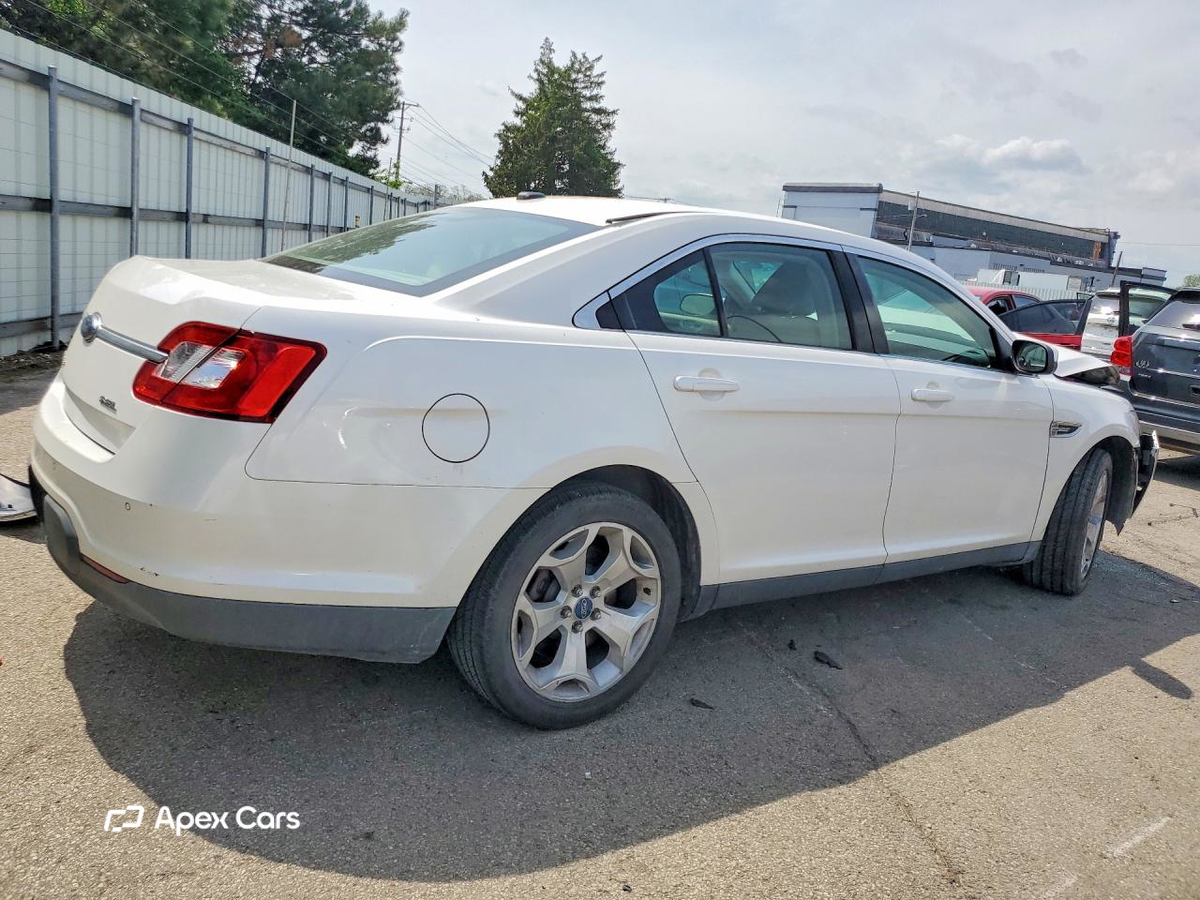 Ford Taurus 2010