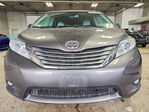 Toyota Sienna 2015