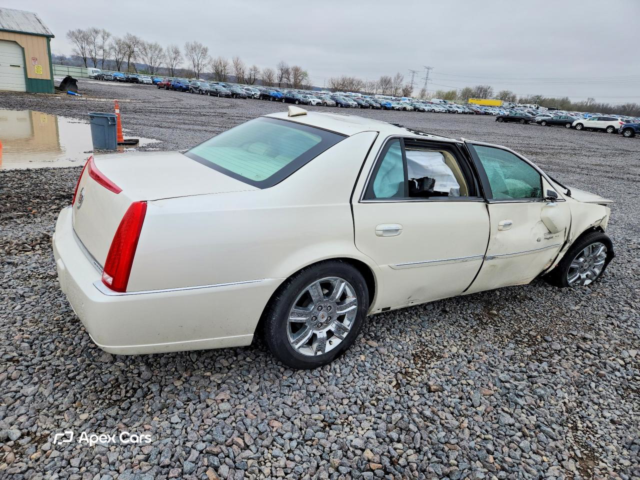Cadillac DTS 2011