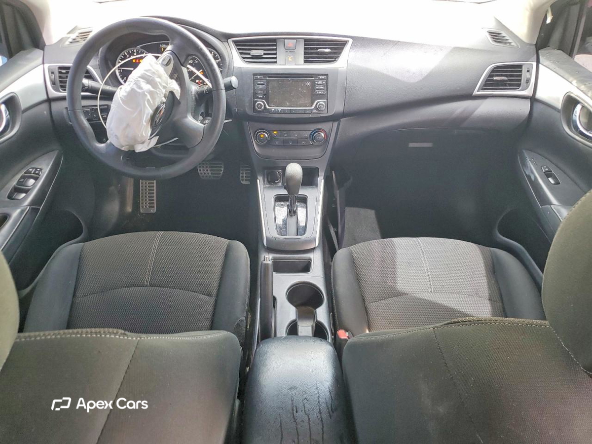 Nissan Sentra 2018
