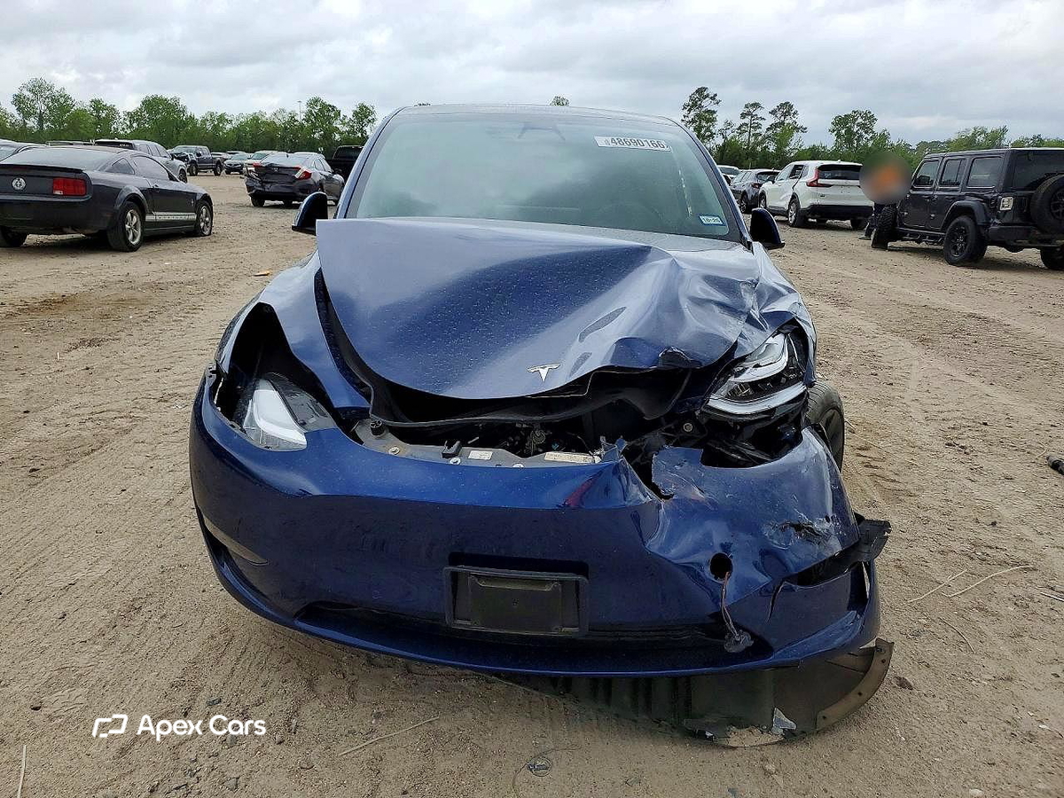 Tesla Model Y 2021