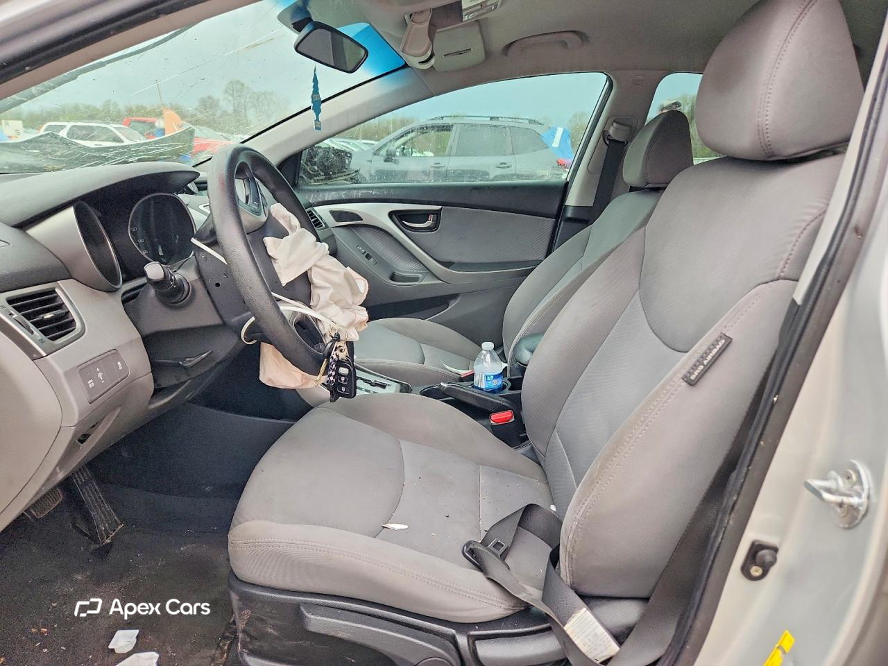 Hyundai Elantra 2012