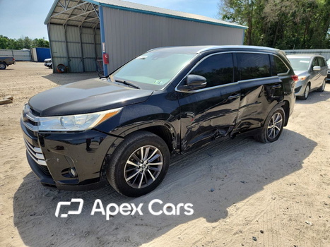 Toyota Highlander 2018 - Image 1 of 13