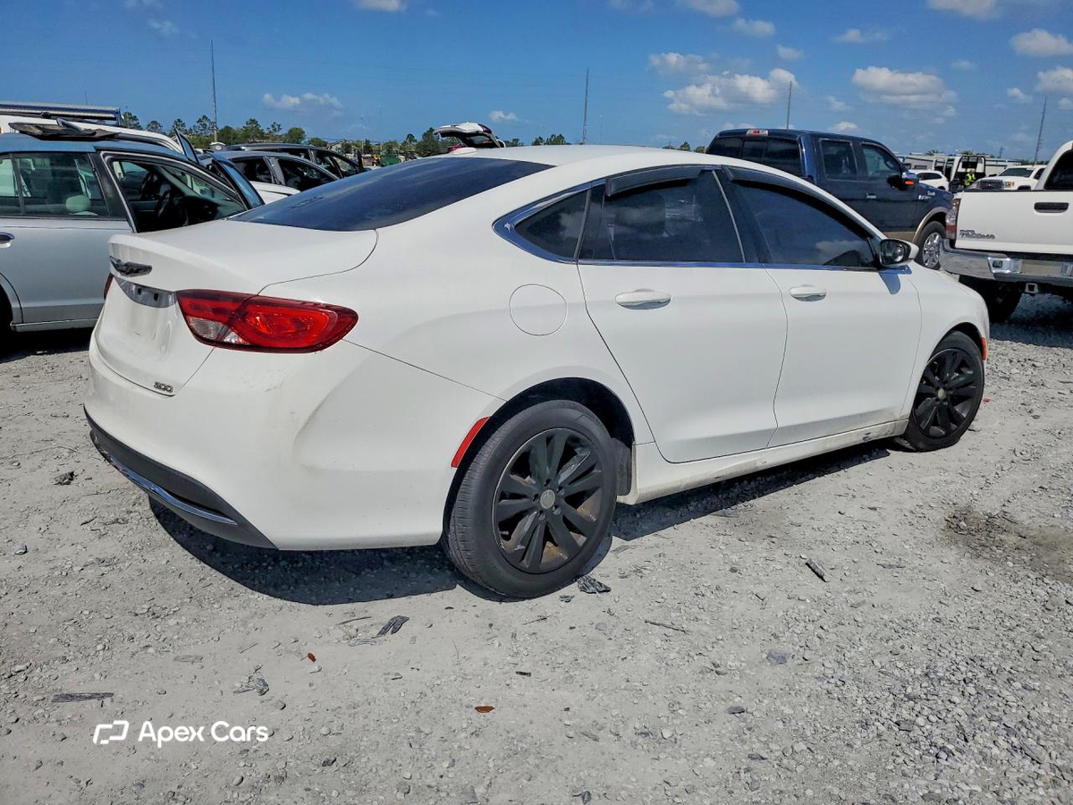 Chrysler 200 2015