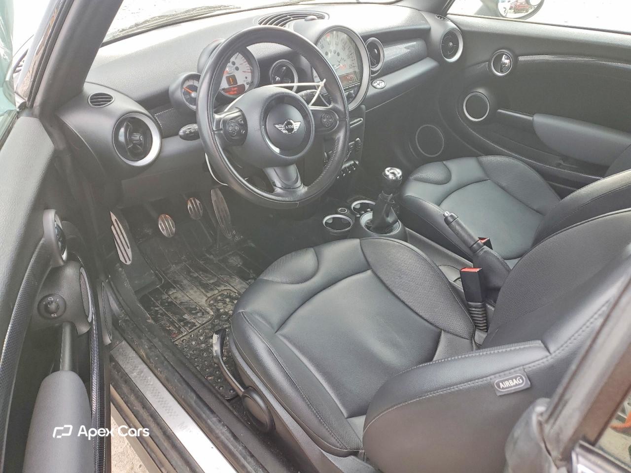 MINI Cooper 2011