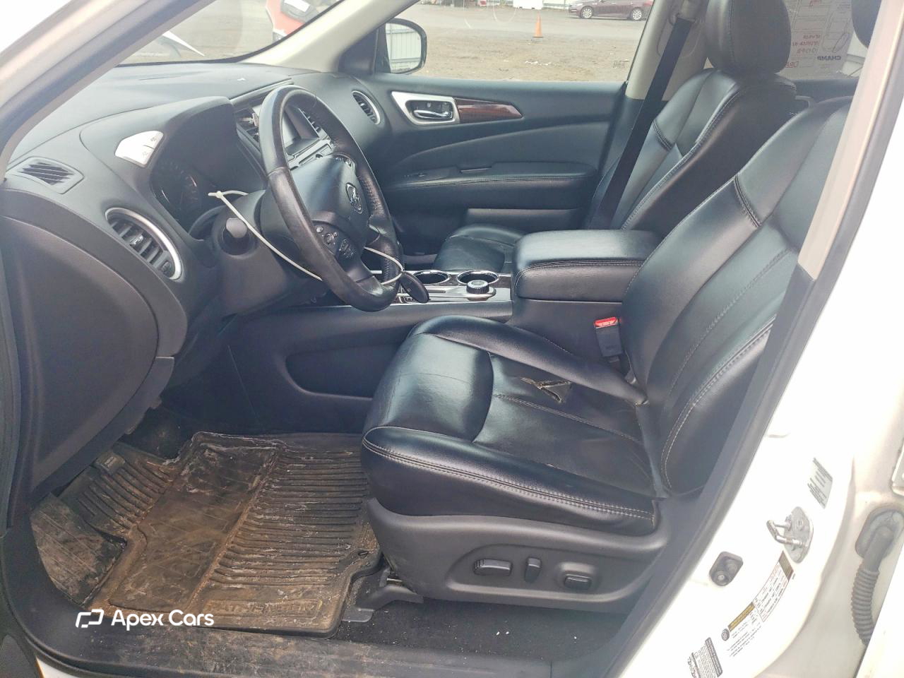 Nissan Pathfinder 2014