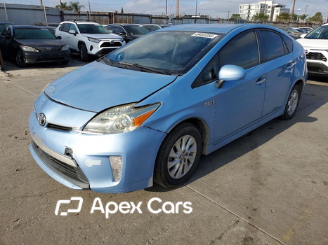 Toyota Prius 2015 - Image 1 of 5