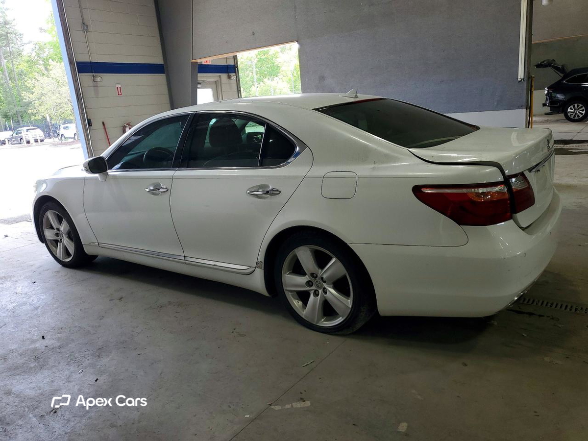 Lexus LS 2011