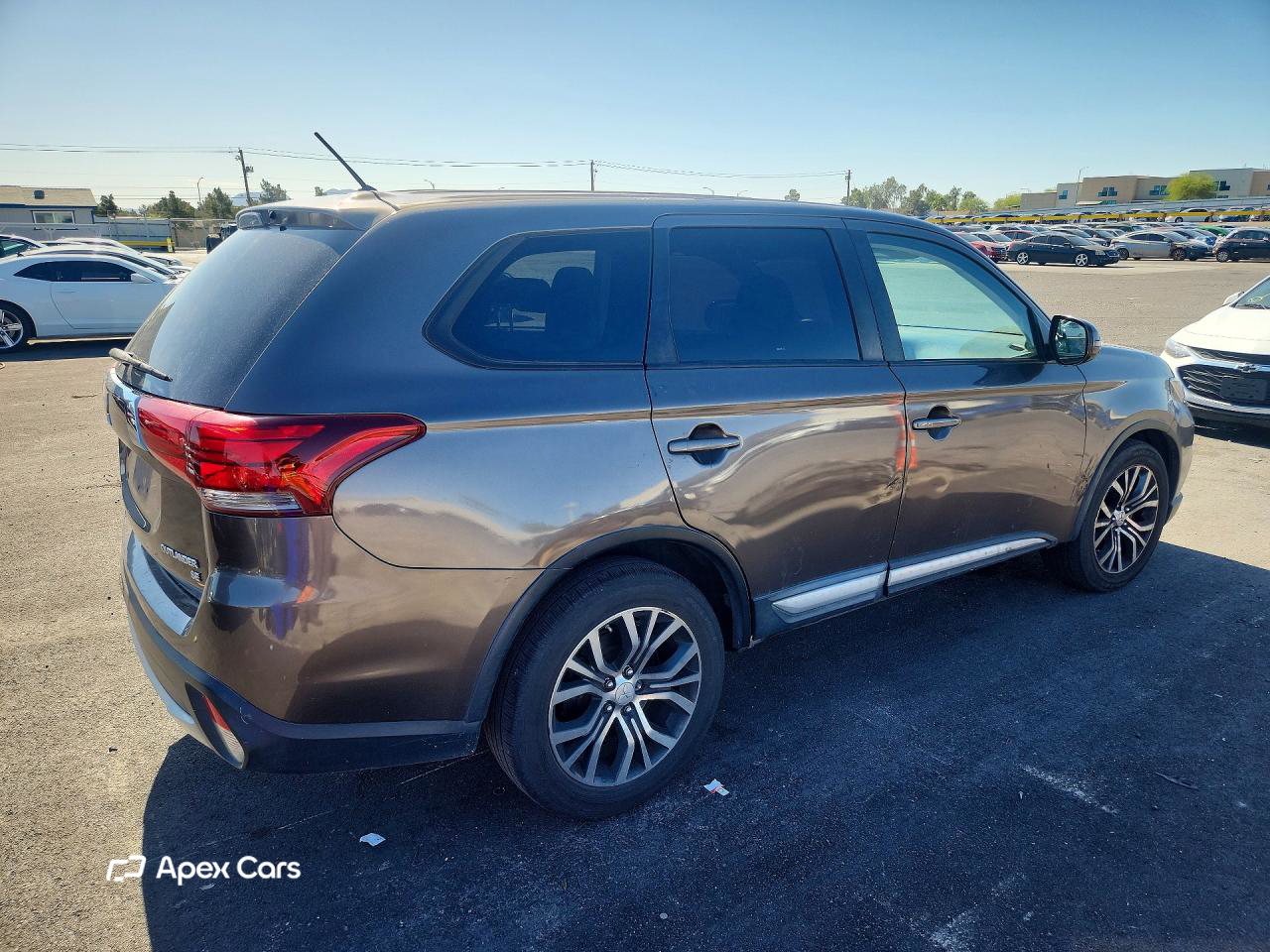 Mitsubishi Outlander 2016