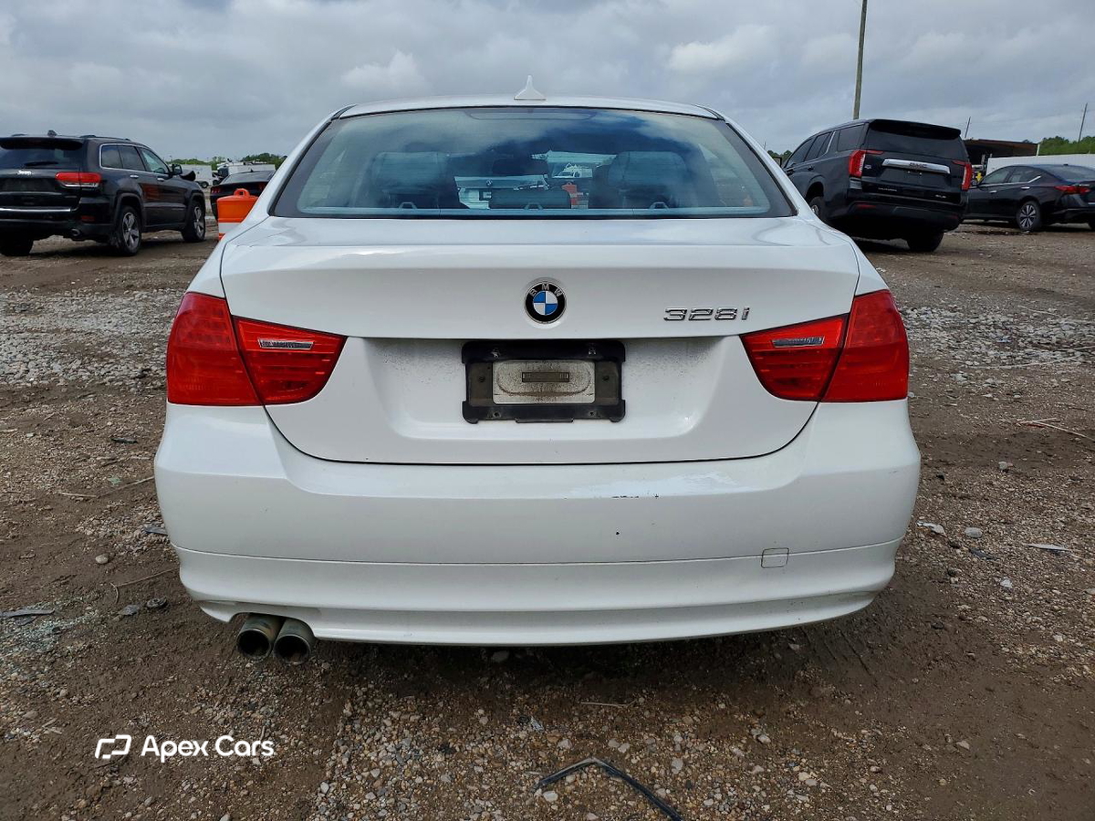 BMW Series 3 2011