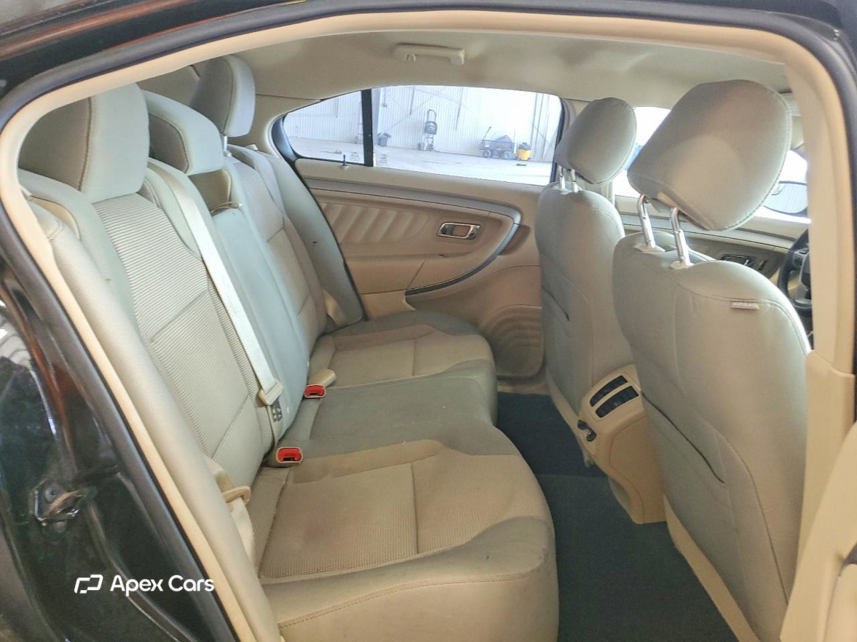 Ford Taurus 2013