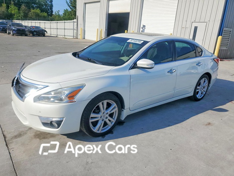 Nissan Altima 2015 - Image 1 of 13