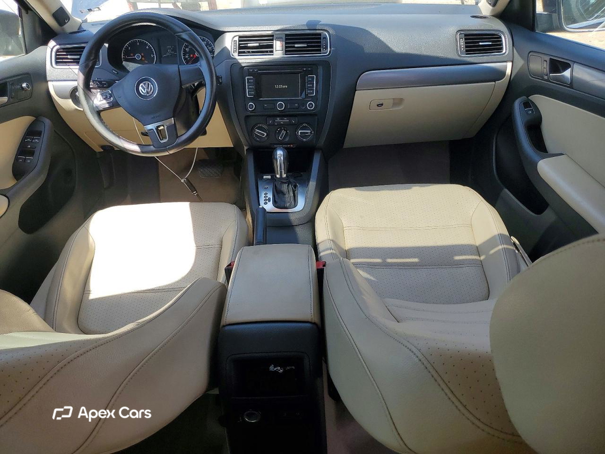 Volkswagen Jetta 2013