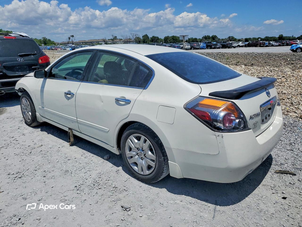 Nissan Altima 2012