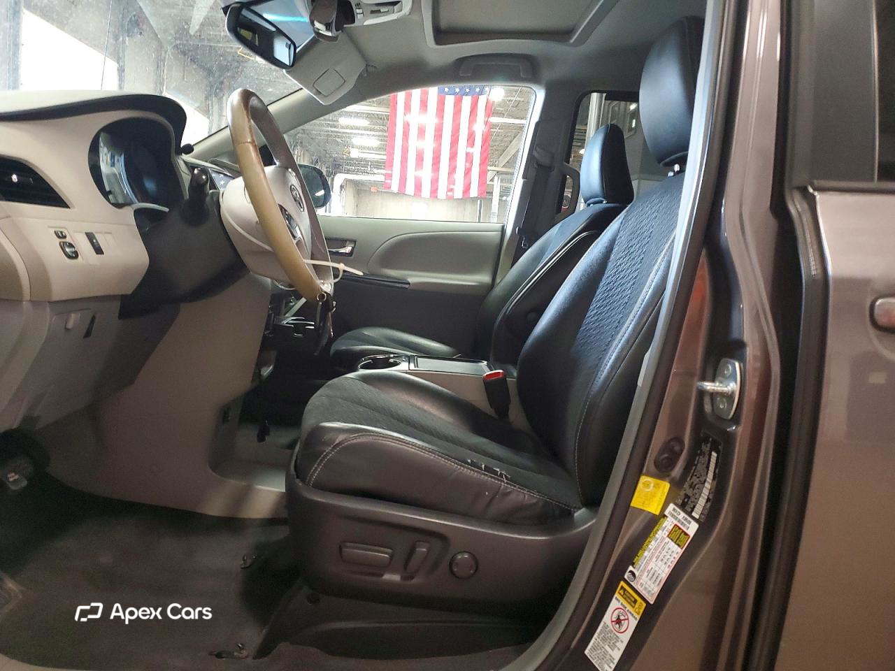 Toyota Sienna 2012