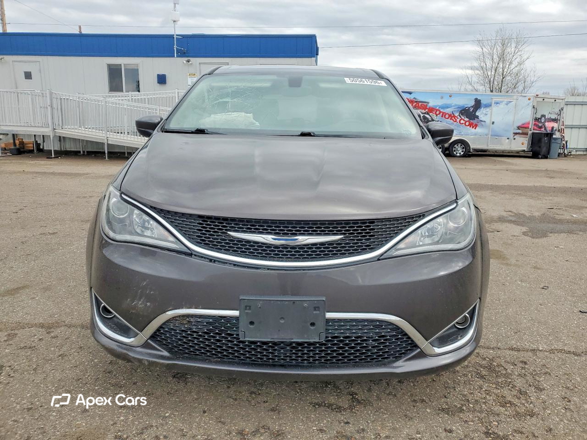 Chrysler Pacifica 2017