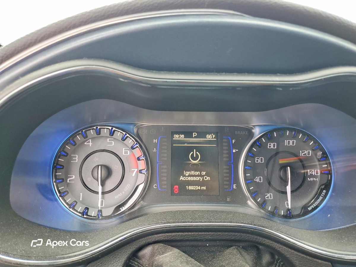 Chrysler 200 2015