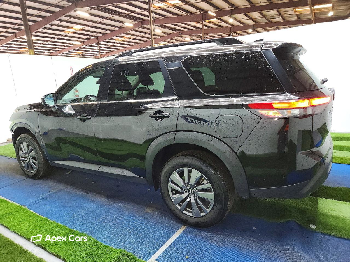 Nissan Pathfinder 2025