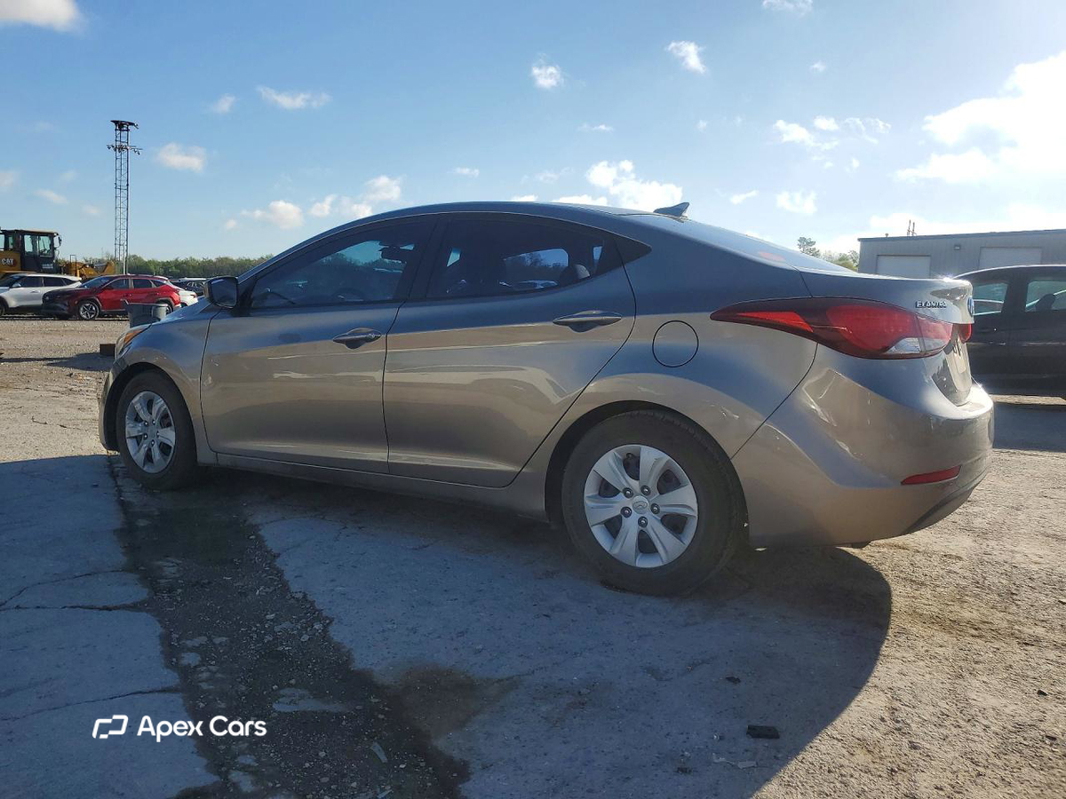Hyundai Elantra 2016