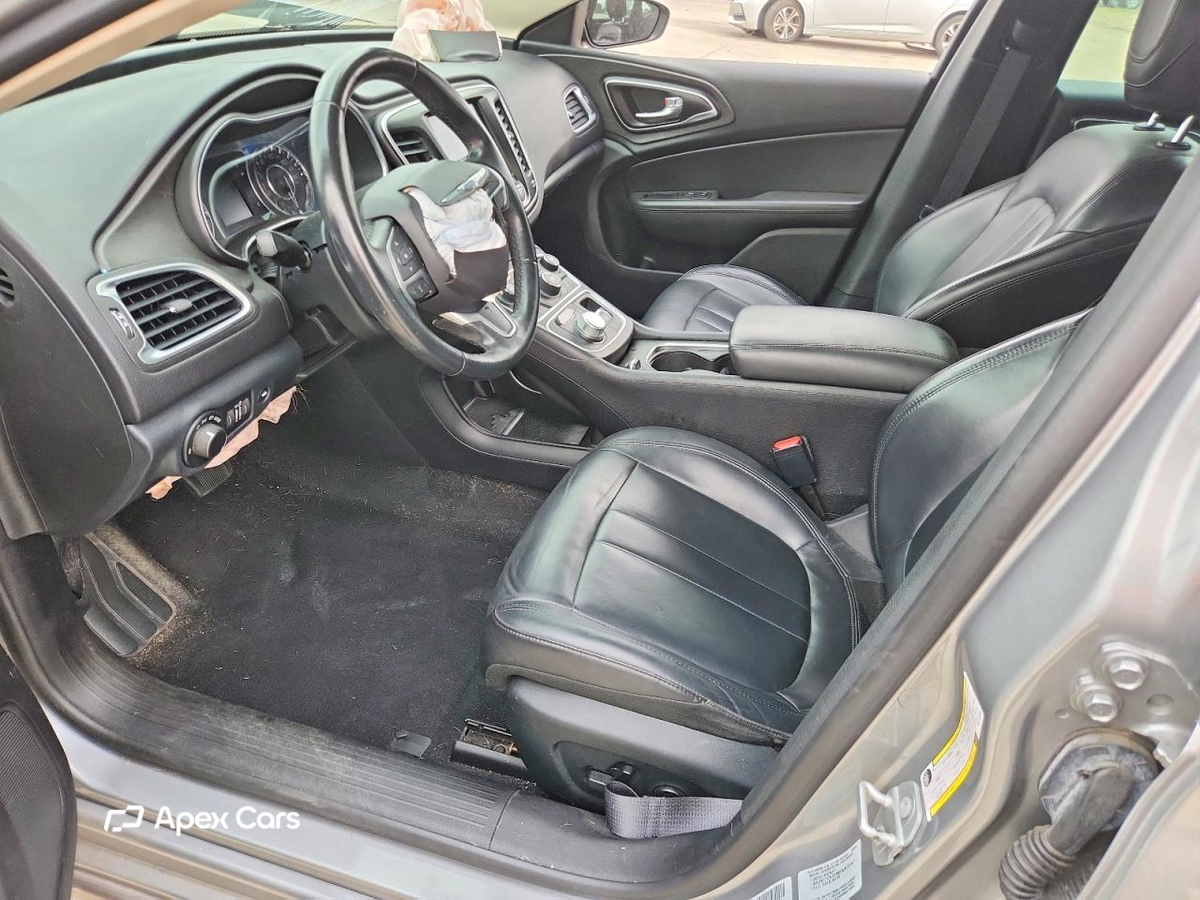 Chrysler 200 2016