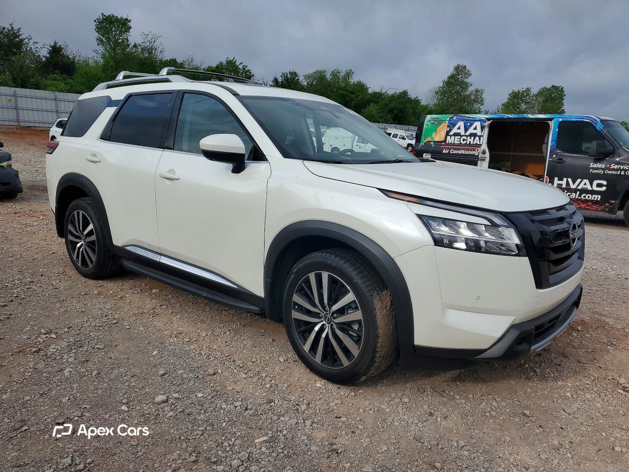 Nissan Pathfinder 2024