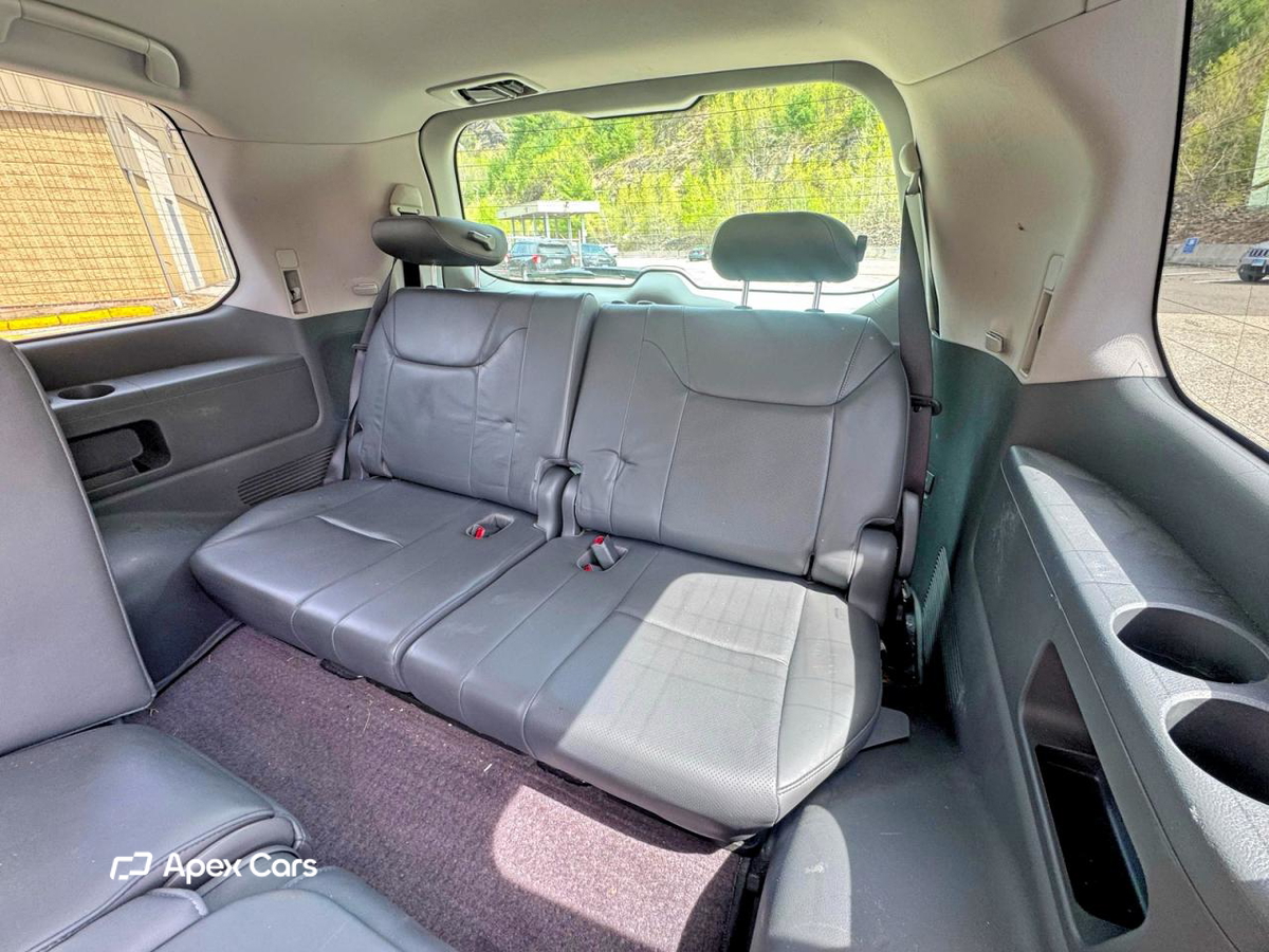 Lexus LX 2009