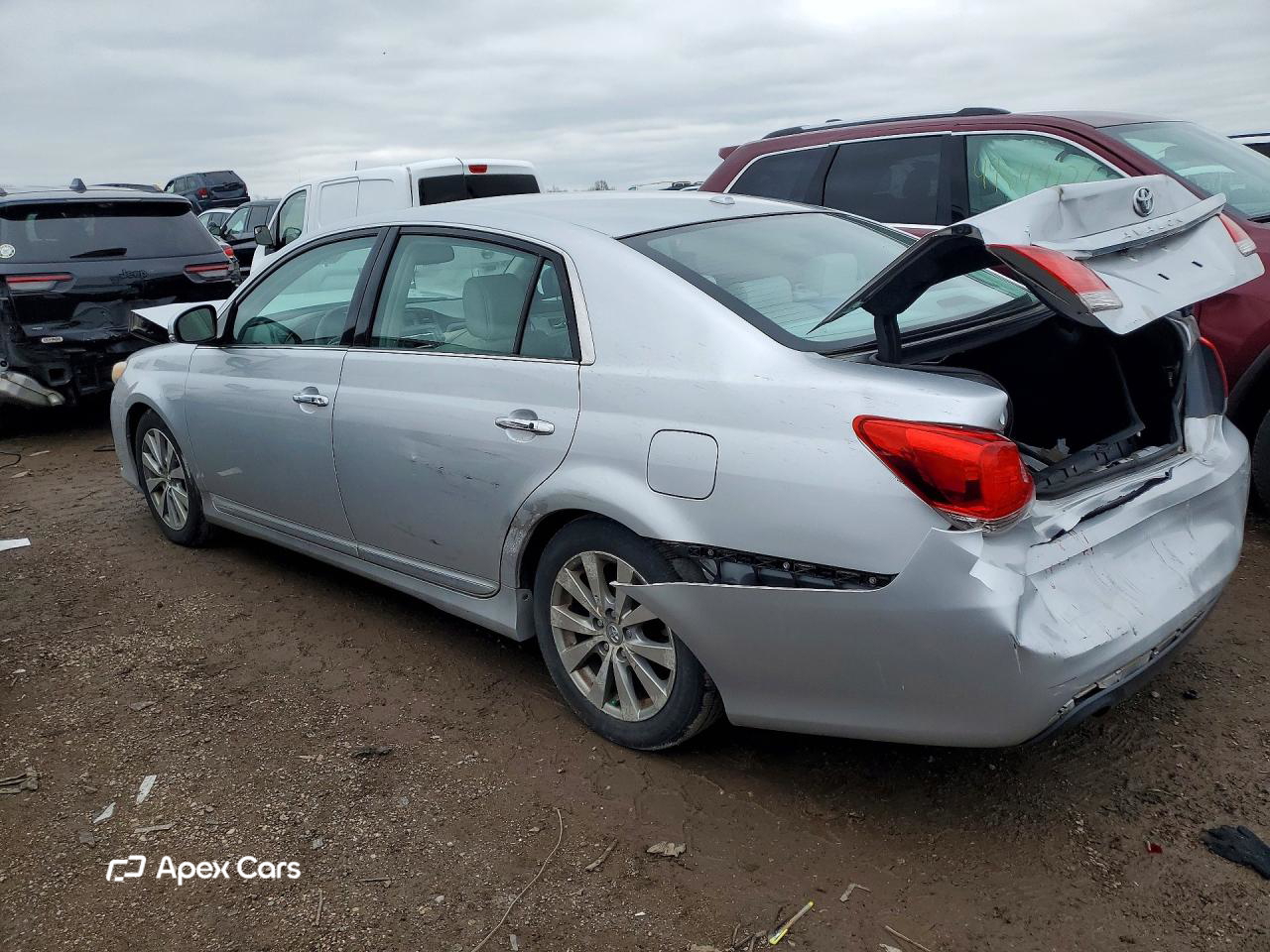 Toyota Avalon 2011