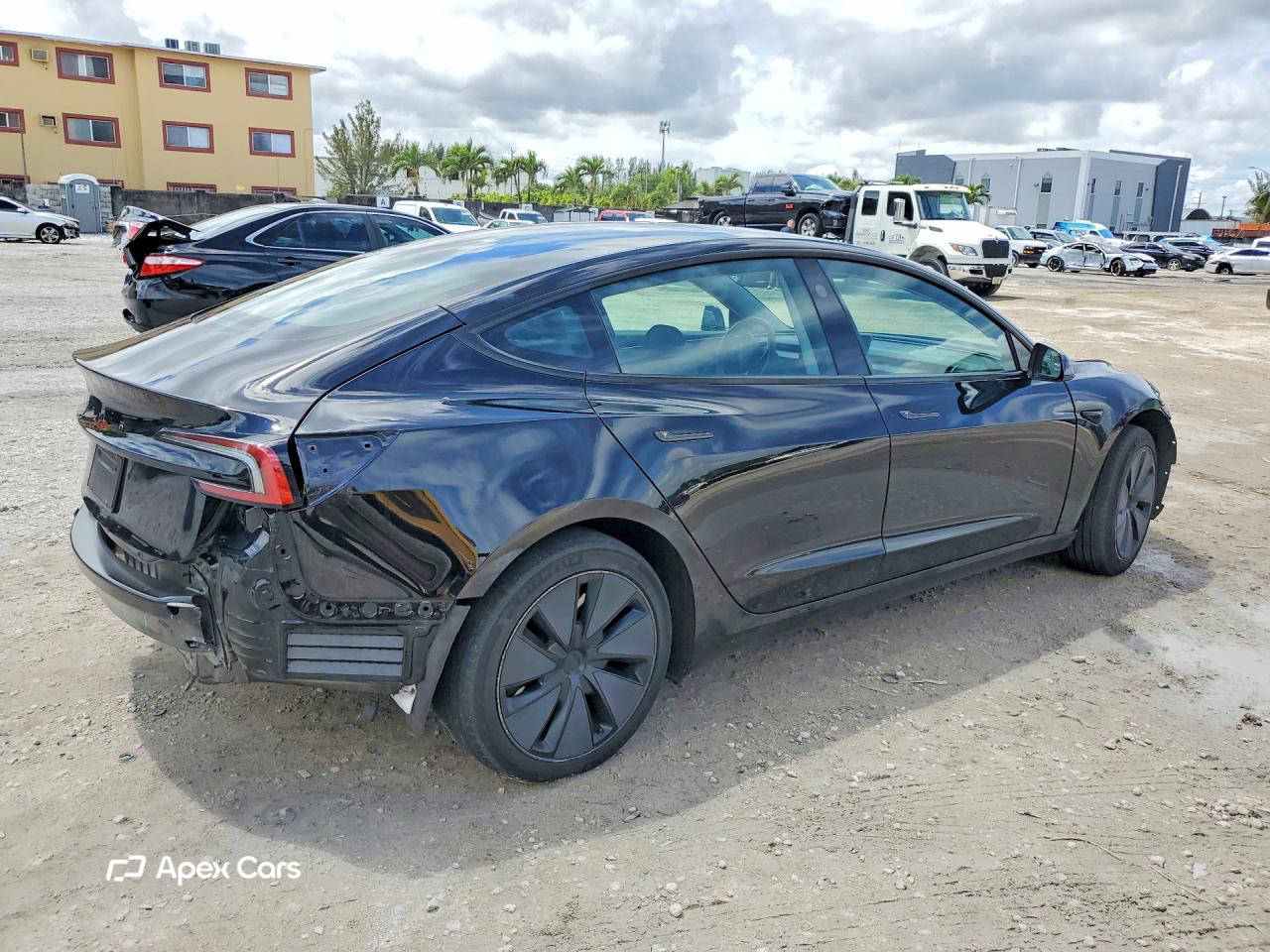 Tesla Model 3 2025