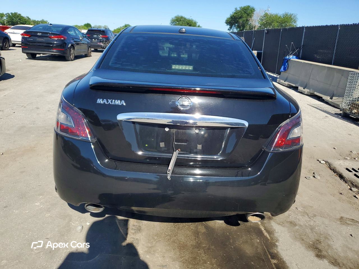 Nissan Maxima 2013