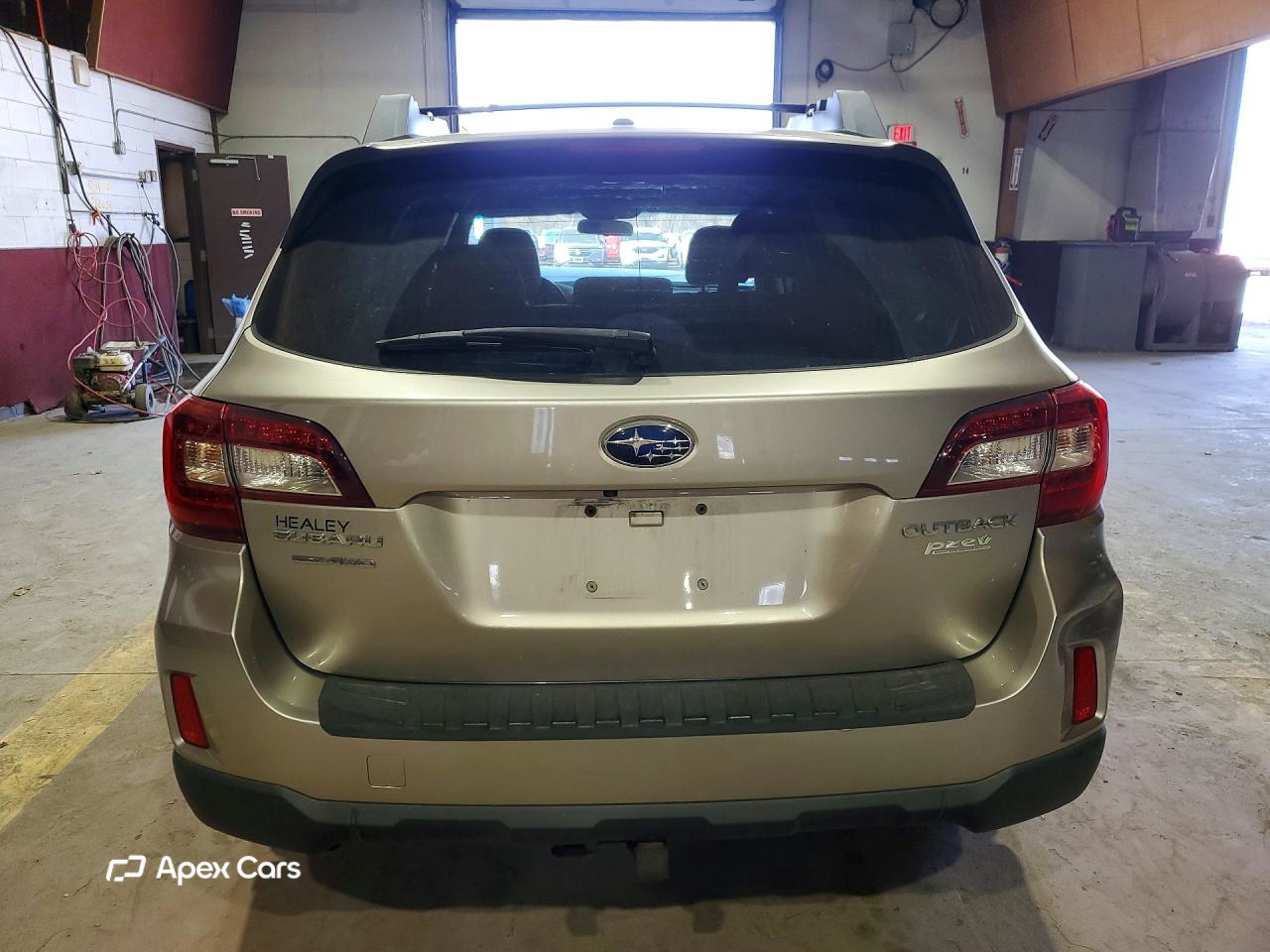 Subaru Outback 2015