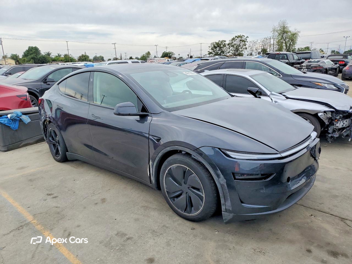 Tesla Model Y 2026