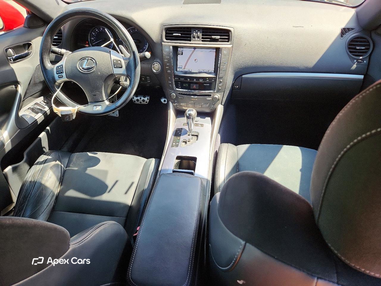 Lexus IS 2011