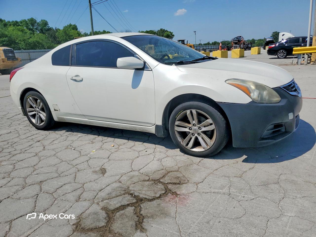 Nissan Altima 2012