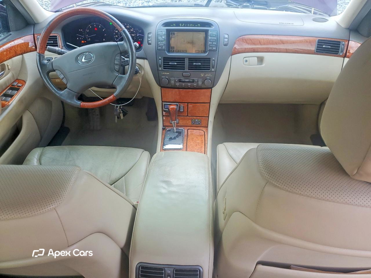 Lexus LS 2004
