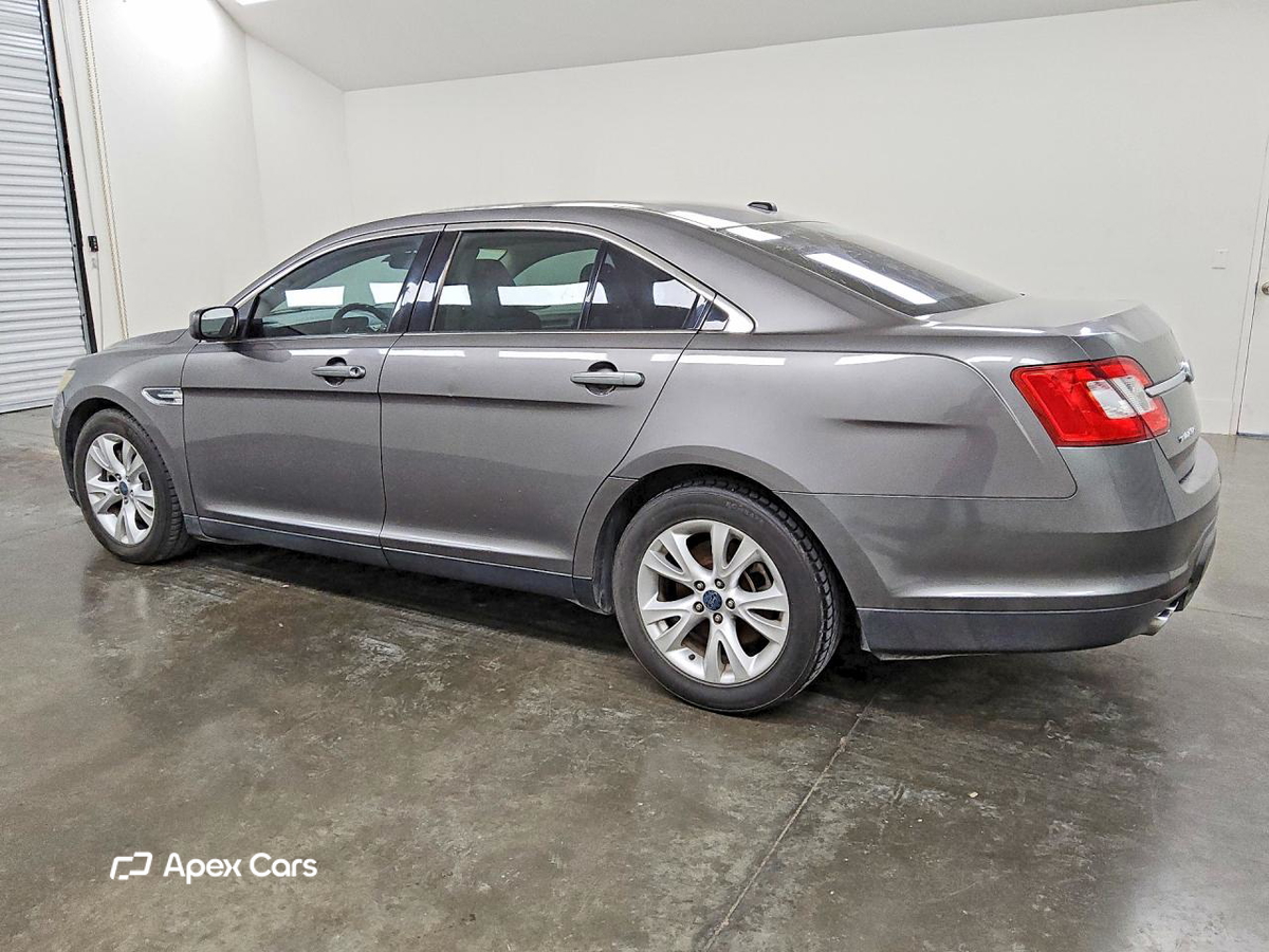 Ford Taurus 2011