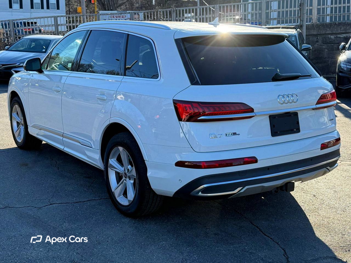 Audi Q7 2021