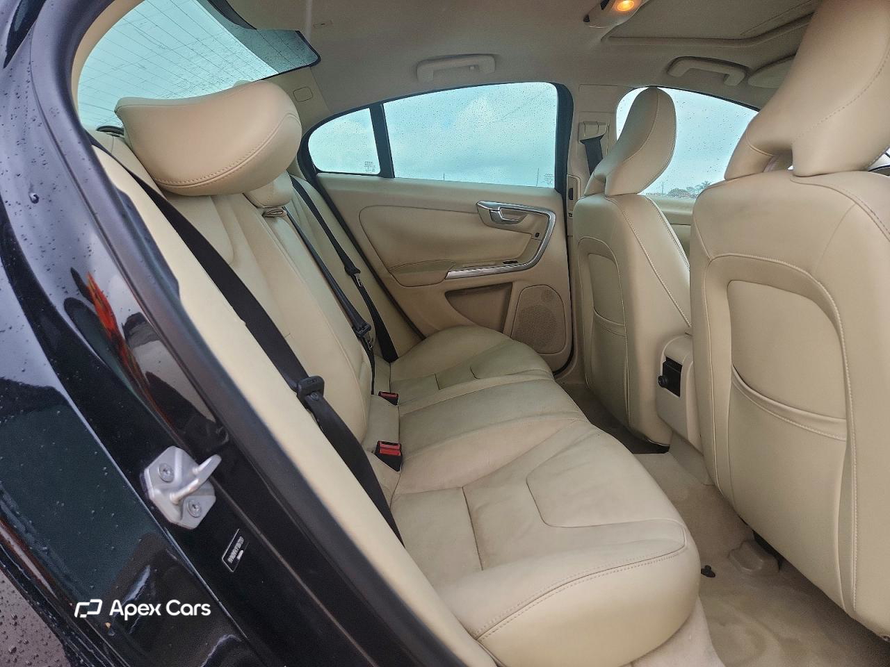 Volvo S60 2015