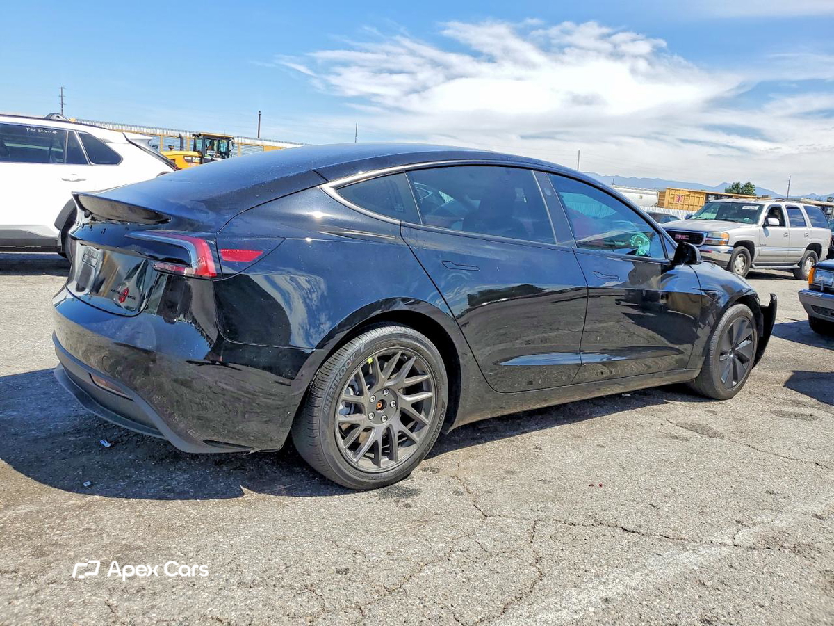Tesla Model 3 2025