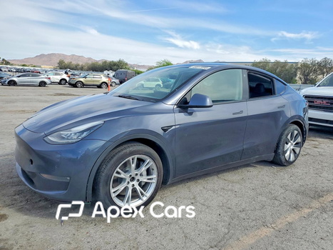 Tesla Model Y 2022 - Image 1 of 15