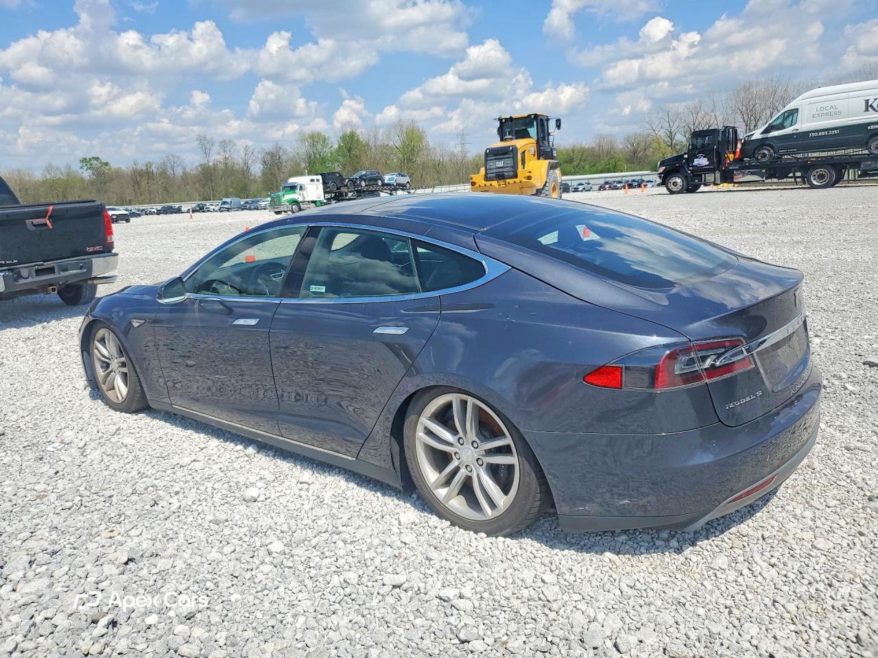 Tesla Model S 2015