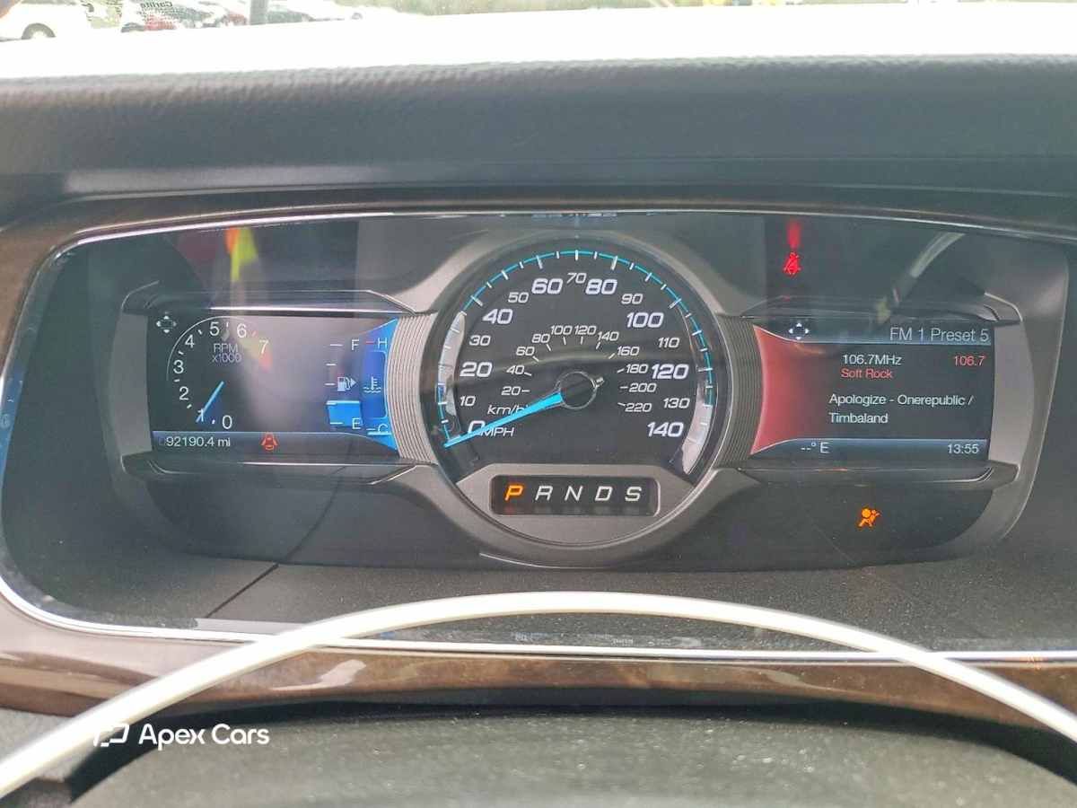 Ford Taurus 2015