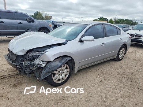 Nissan Altima 2012 - Image 1 of 14