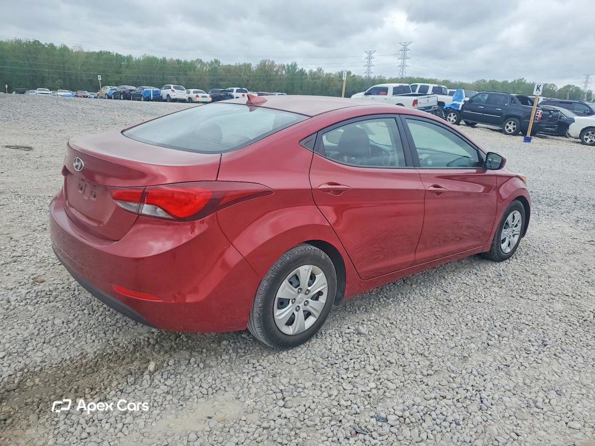 Hyundai Elantra 2016
