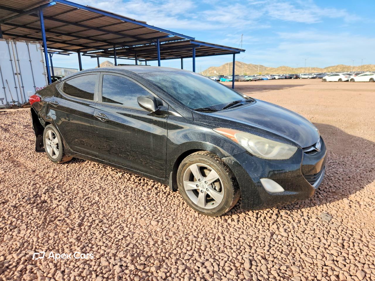 Hyundai Elantra 2013