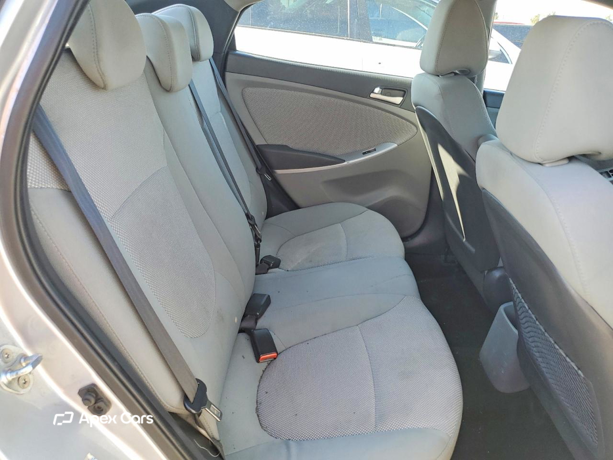 Hyundai Accent 2014