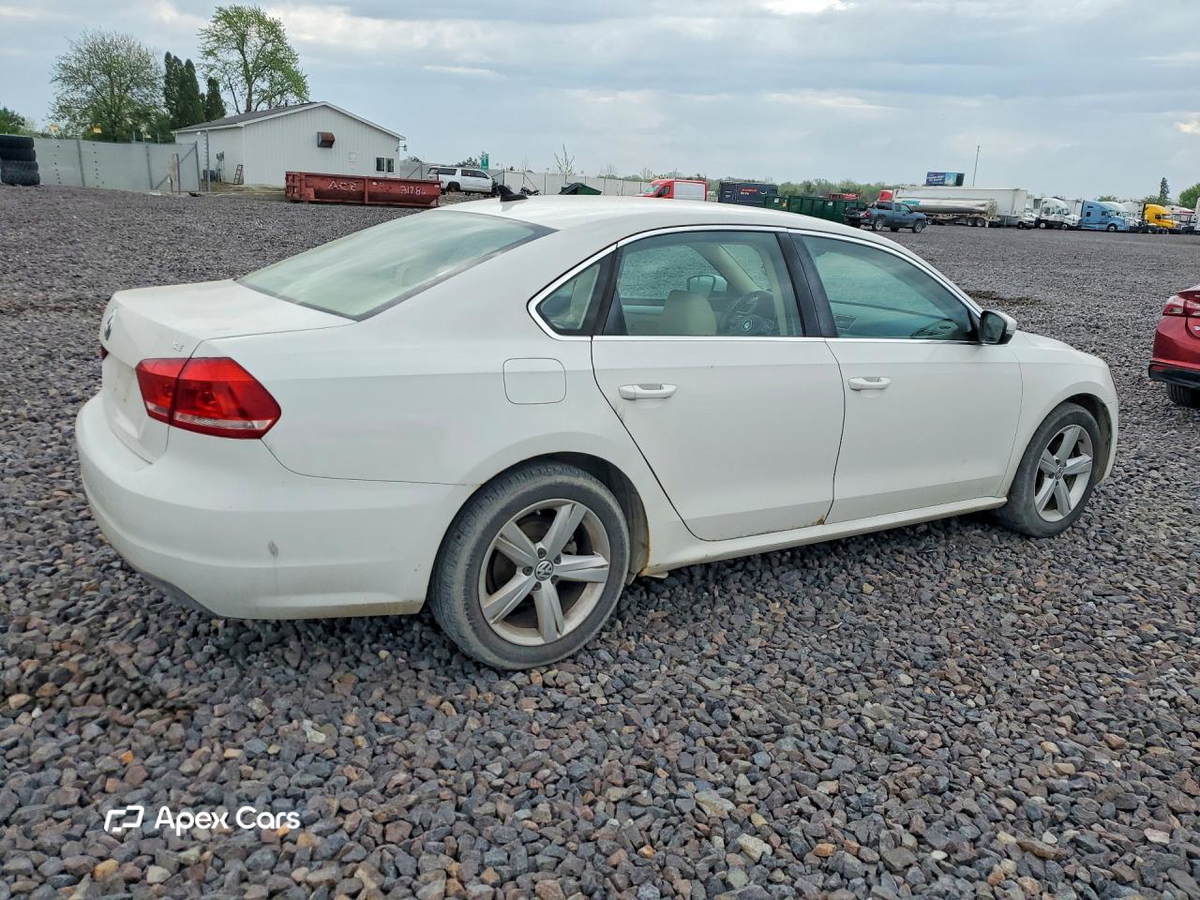 Volkswagen Passat 2013