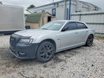 Chrysler 300 2021