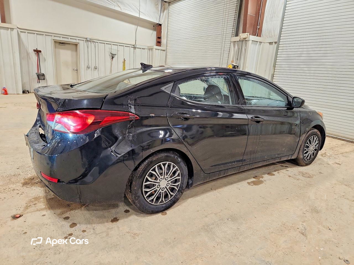 Hyundai Elantra 2016