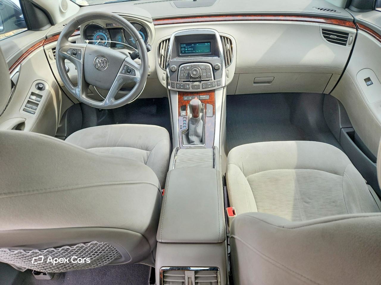 Buick LaCrosse 2011